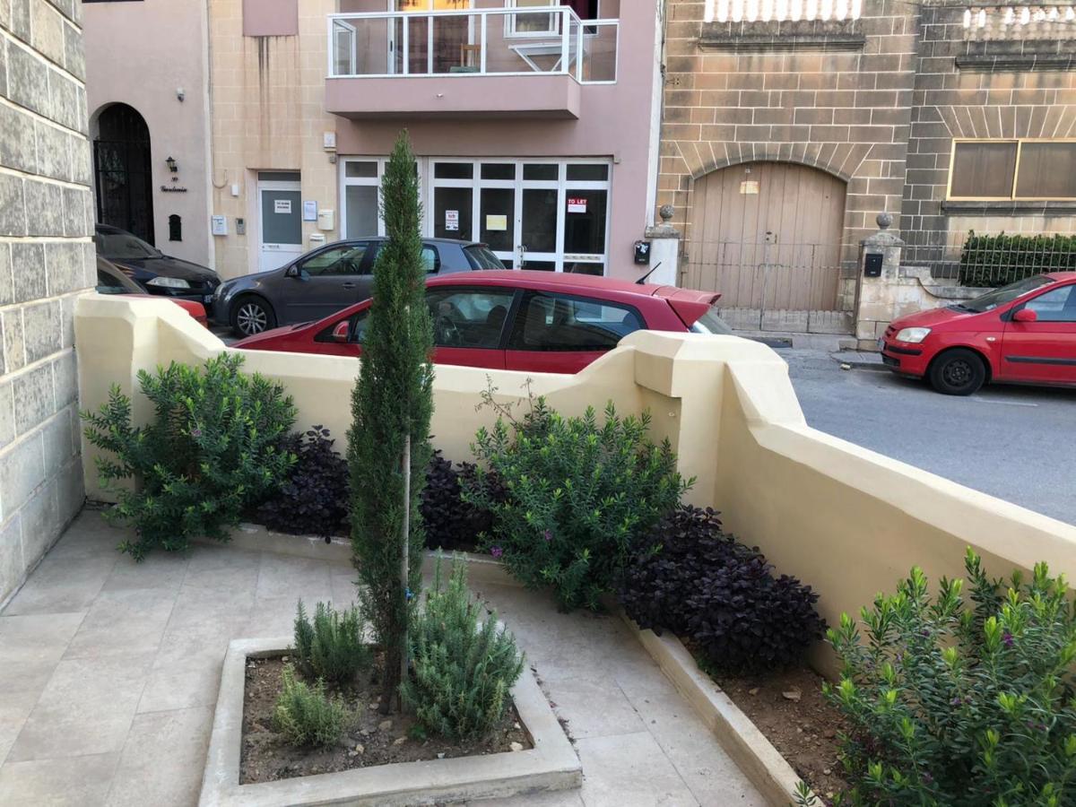 Żebbuġ Oleander Butts Inn المظهر الخارجي الصورة